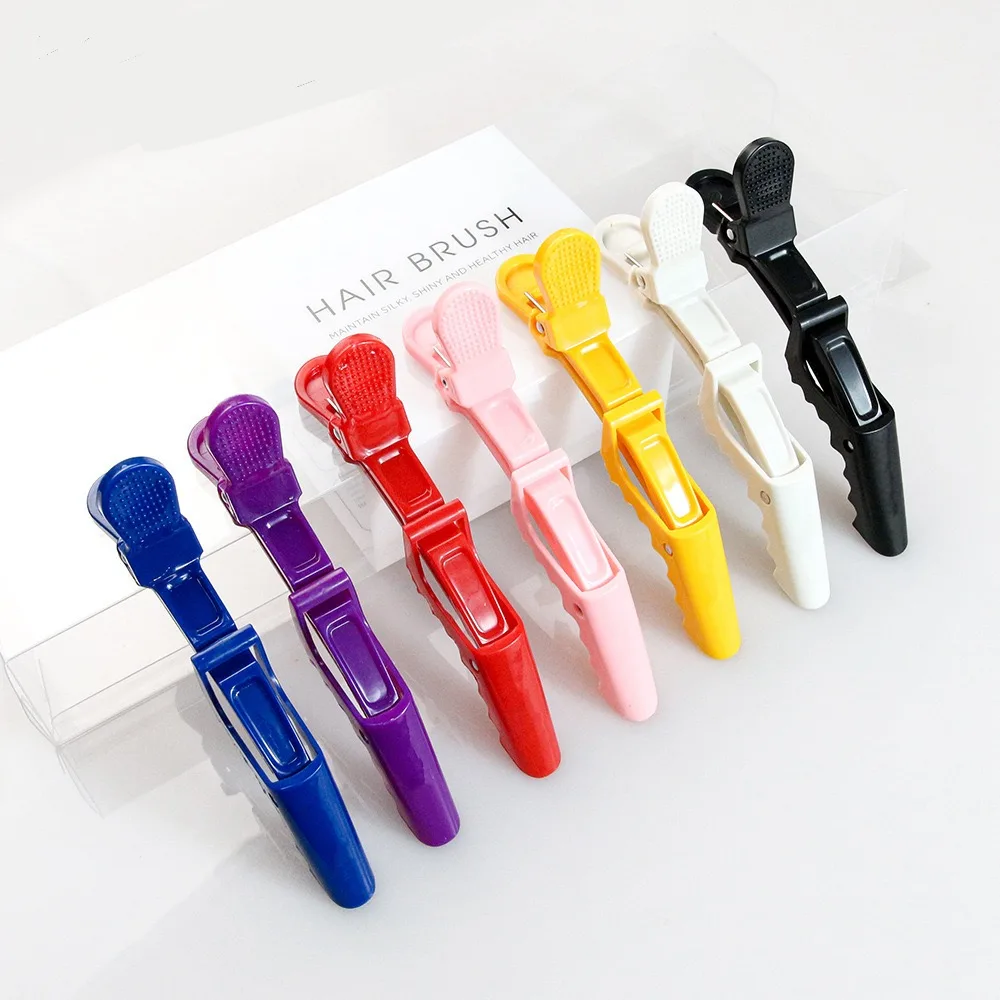 Alligator clip